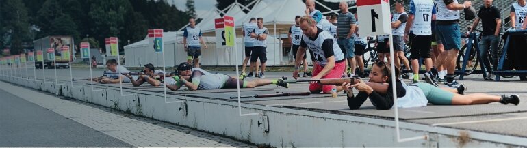 Biatlonový trénink ve Vysočina Areně pro skupiny